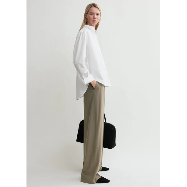 Toteme Signature cotton shirt in White, view 3