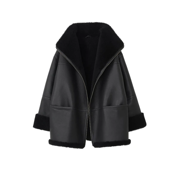 Toteme Signature shearling jacket in Black