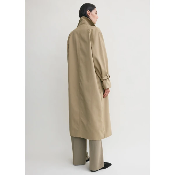 Toteme Signature trench in Khaki Coat, view 4
