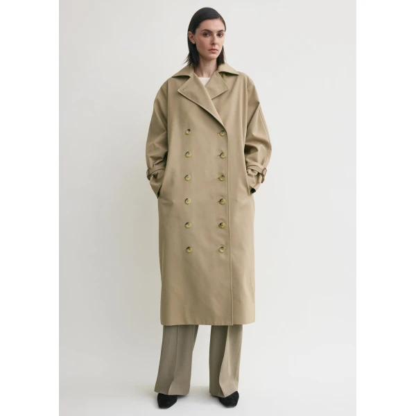 Toteme Signature trench in Khaki Coat, view 5