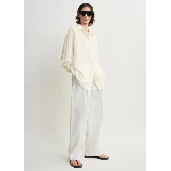 Toteme Silk crepe shirt in Off-white, view 2