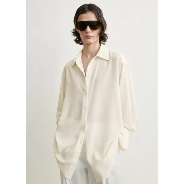 Toteme Silk crepe shirt in Off-white, view 5