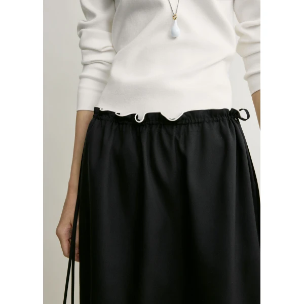 Toteme Silk pj skirt in Black, view 5