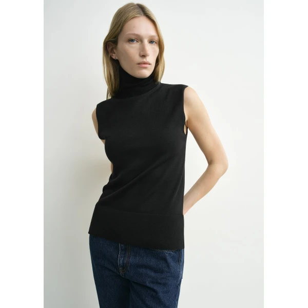 Toteme Sleeveless fine turtleneck in Black Knit, view 5