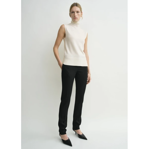 Toteme Sleeveless fine turtleneck in Ecru Knit, view 2