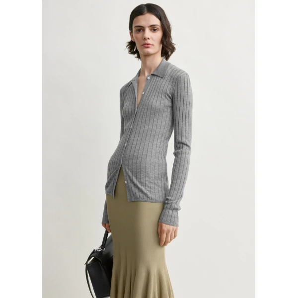 Toteme Slim ribbed shirt in Grey melange, view 5