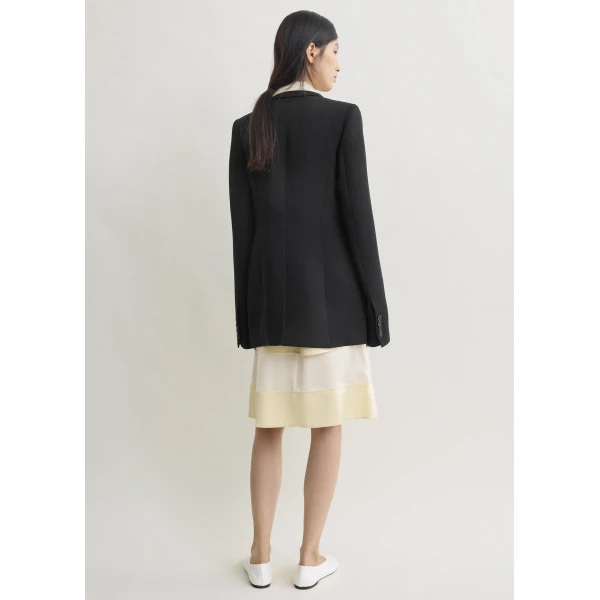 Toteme Slim tailored blazer in Black, view 4
