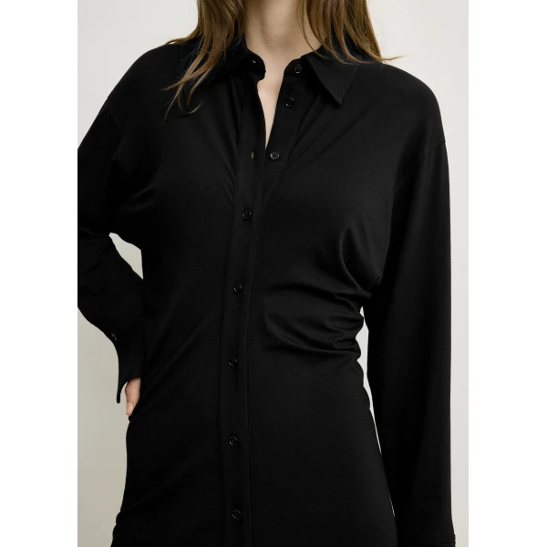Toteme Slouch jersey shirtdress in Black Dress, view 6