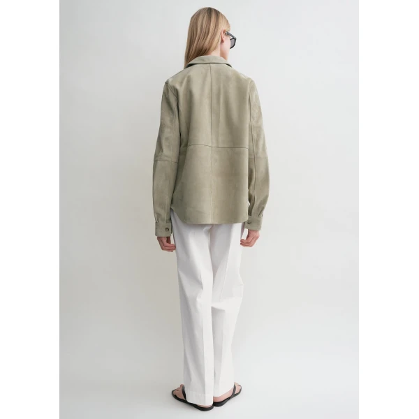 Toteme Soft suede shirt in Desert, view 4