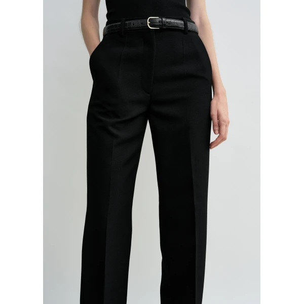 Toteme Straight suit trousers in Black, view 5