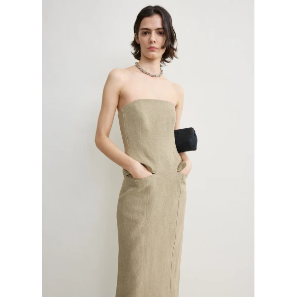 Toteme Strapless pocket dress in Beige, view 5