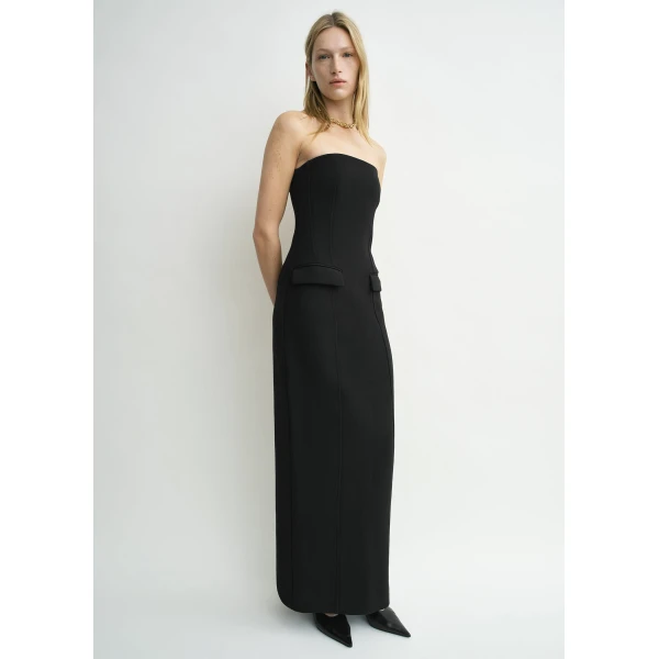 Toteme Strapless pocket dress in Black, view 3