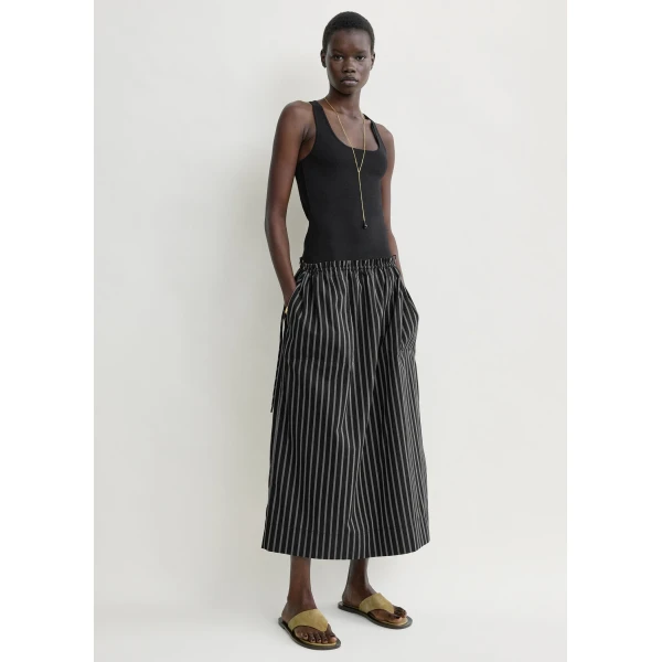 Toteme Striped drawstring skirt in Black / White, view 2