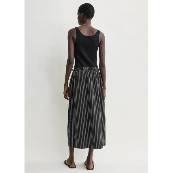 Toteme Striped drawstring skirt in Black / White, view 4