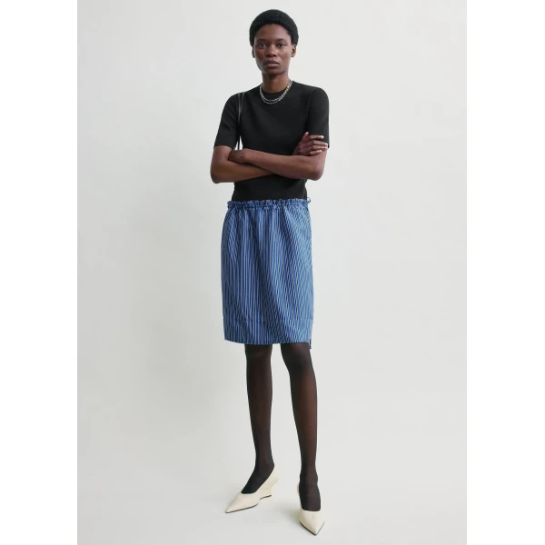 Toteme Striped mini skirt in Blue / Navy, view 2