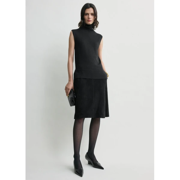 Toteme Suede skirt in Black, view 2