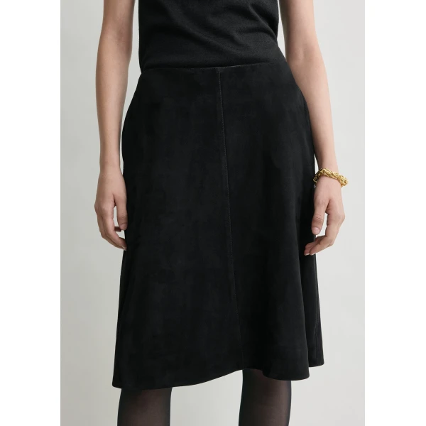 Toteme Suede skirt in Black, view 5