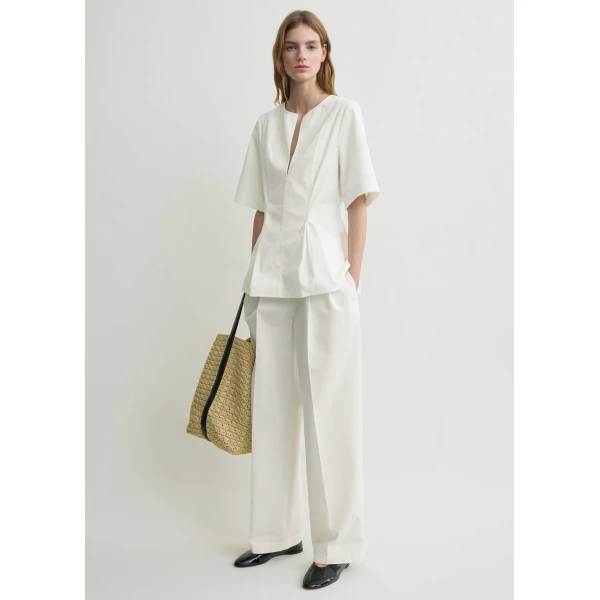 Toteme Tailored cotton top in White, view 2