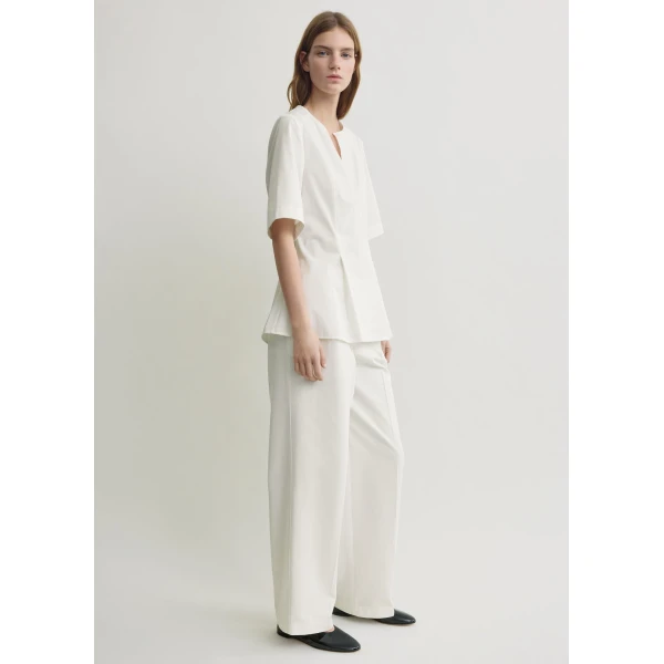 Toteme Tailored cotton top in White, view 3