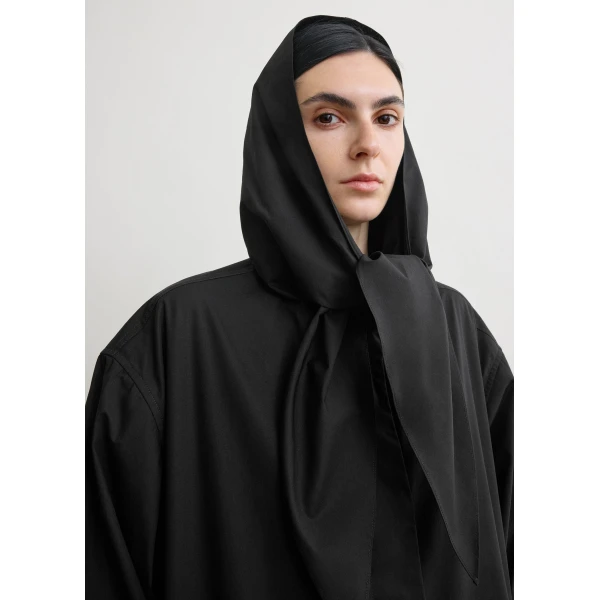 Toteme Technical scarf jacket in Black, view 6