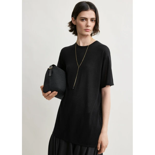 Toteme Tee knit in Black, view 5