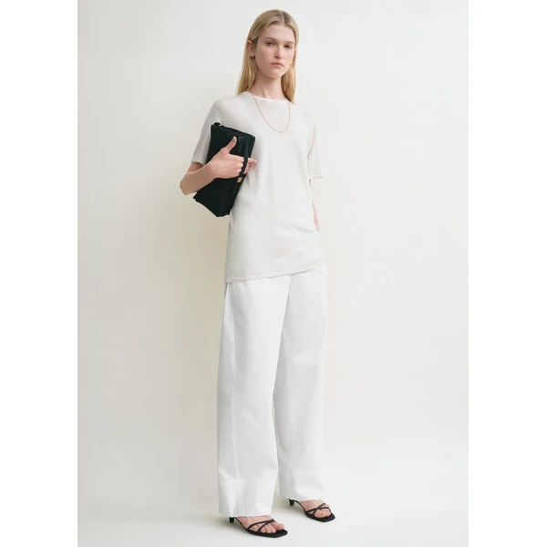 Toteme Tee knit in White, view 2