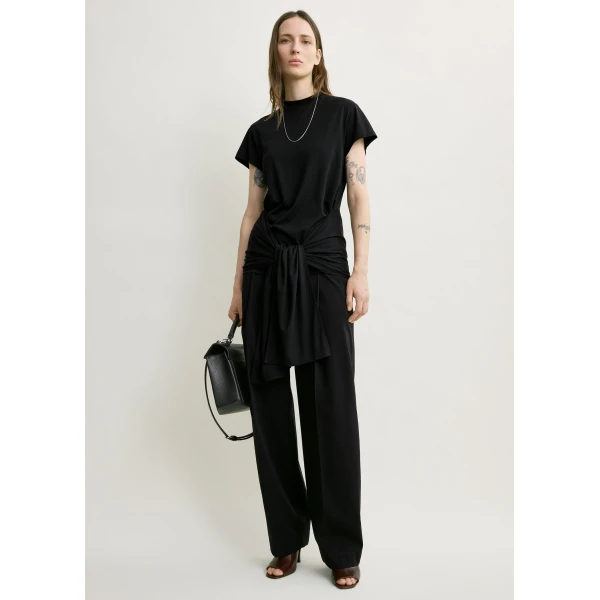 Toteme Tie-waist jersey top in Black, view 2