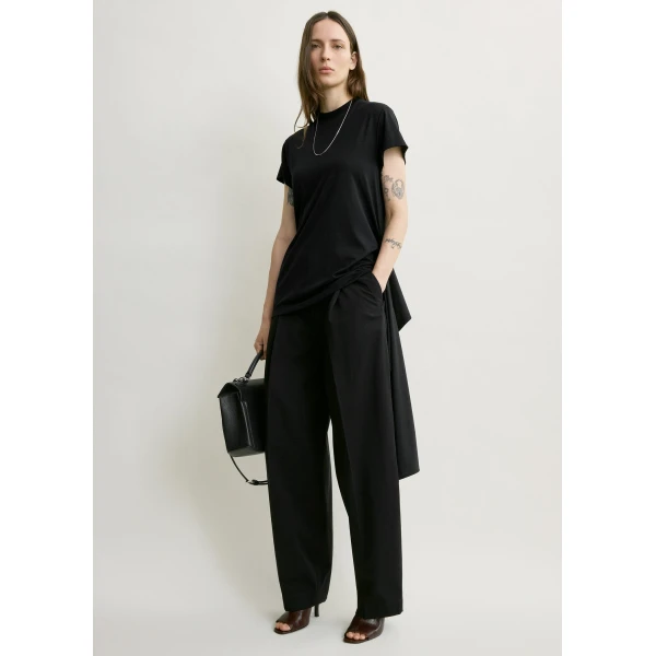 Toteme Tie-waist jersey top in Black, view 6