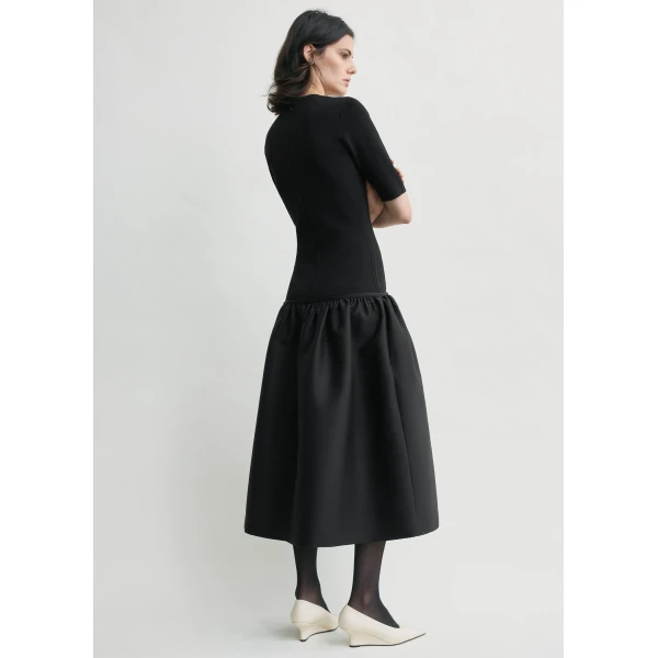 Toteme Twinflower tee dress in Black, view 4