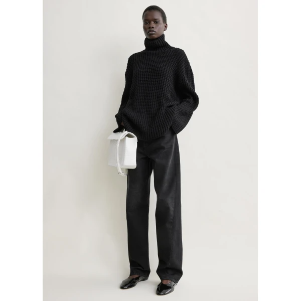 Toteme Whipstitch knit in Black, view 2