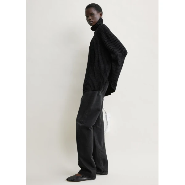 Toteme Whipstitch knit in Black, view 3
