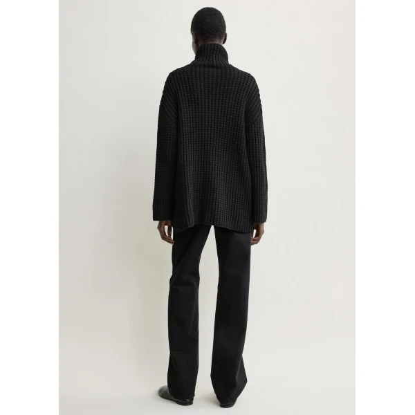 Toteme Whipstitch knit in Black, view 4