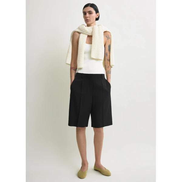 Toteme Wide fluid shorts in Black, view 2
