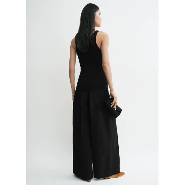 Toteme Wide summer trousers in Black, view 4