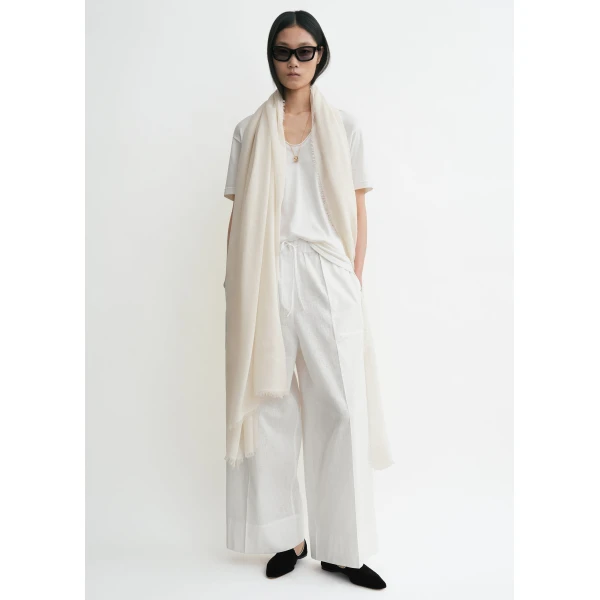 Toteme Wide summer trousers in White, view 2