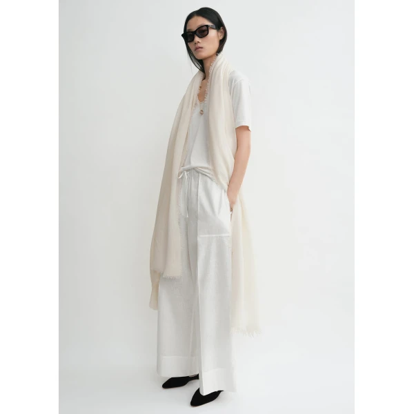 Toteme Wide summer trousers in White, view 3