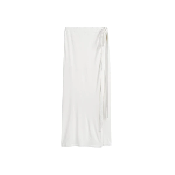 Totême Wrap skirt in Off-white - Skirts - Scandinavian Minimalist Luxury at Luxury Shoes 