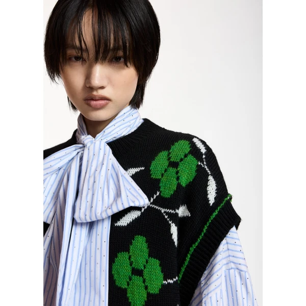 Essentiel Antwerp Black, green and white floral-intarsia sleeveless sweater, view 4