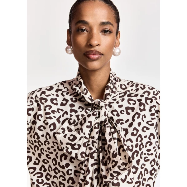 Essentiel Antwerp Brown and cream leopard-print pussy-bow shirt, view 4