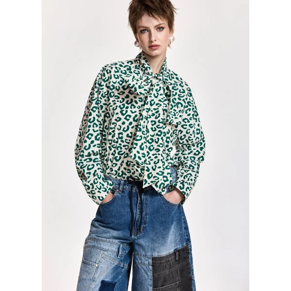 Essentiel Antwerp Dark green and off-white leopard-print pussy-bow shirt, view 2