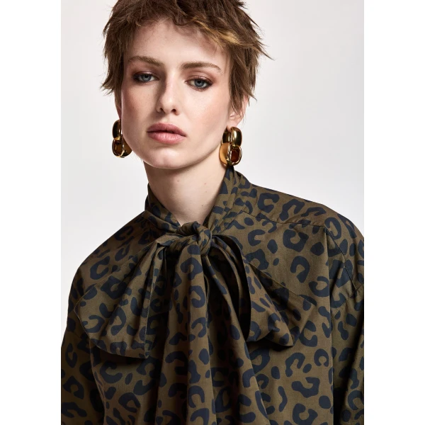 Essentiel Antwerp Khaki and navy leopard-print pussy-bow shirt, view 3