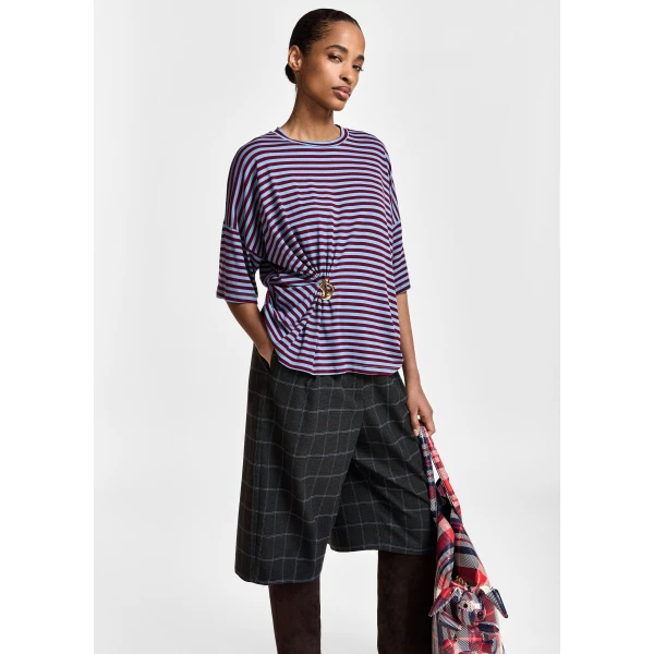 Essentiel Antwerp Light blue and burgudy striped T-shirt with gold statement brooch detail Top, view 6