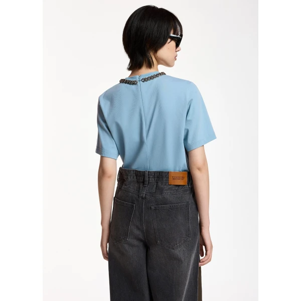 Essentiel Antwerp Light blue organic cotton T-shirt with chain-embellished neckline Top, view 5