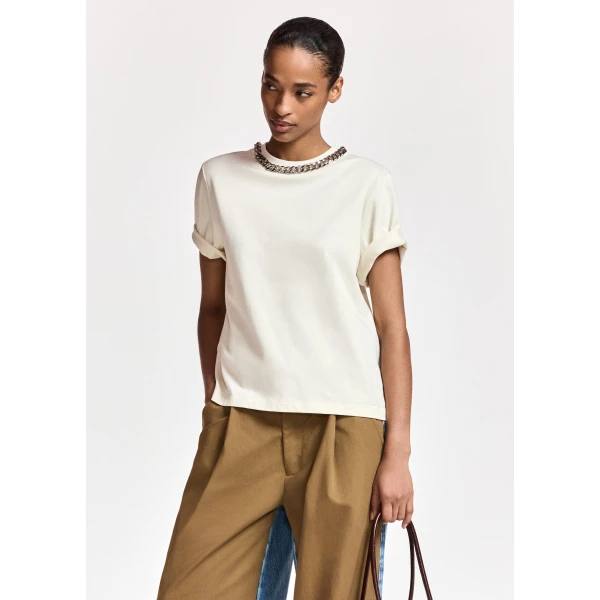 Essentiel Antwerp Off-white organic cotton T-shirt with chain-embellished neckline Top, view 3