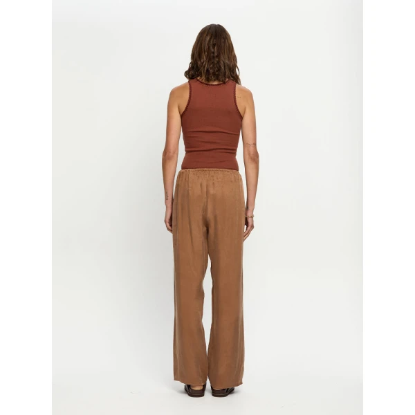 Kivari Blythe Pant in Chocolate, view 4