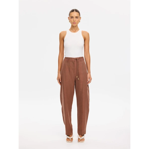 Kivari Cass Barrel Leg Pant in Chocolate, view 6