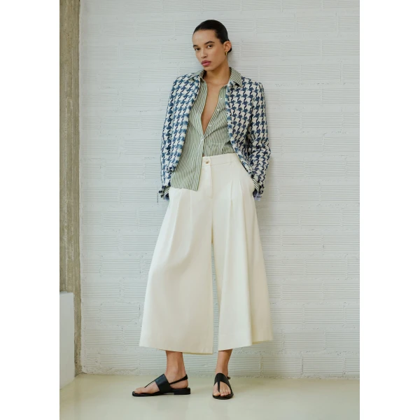 Me and Em ME+EM Double Pleat Culotte in Cream, view 5