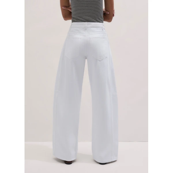 Me and Em ME+EM Exaggerated Taper Jean in Soft White Wash, view 4