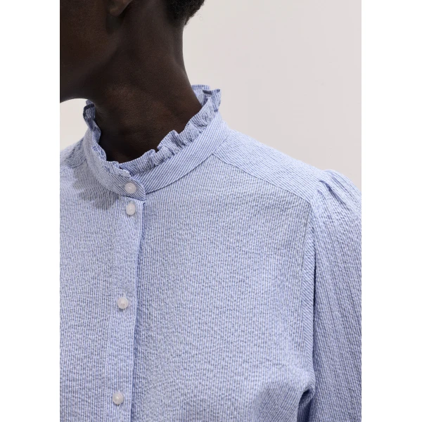 Me and Em ME+EM Pouf Sleeve Blouse in Blue/Soft White, view 3