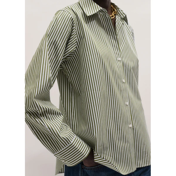 Me and Em ME+EM Relaxed Forever Shirt in Olive/Soft White, view 3